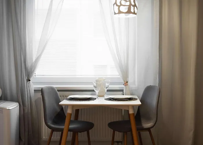 Stylish Designer With Free Street Parking *