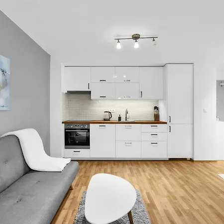 Stylish Designer With Free Street Parking *